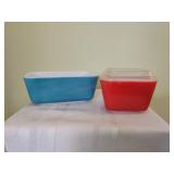 Vintage Pyrex Refrigerator lid has chip