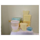 Assorted Tupperware