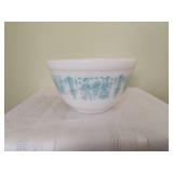 Vintage Pyrex Bowl