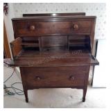 33.5x20.5x41 inches tall