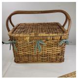 Picnic Basket with pockets 16x13