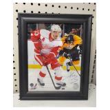 Autographed auth. Framed Photo pavel Datsyuk