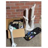 Shoe warmer, hair clippers & much more