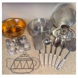 Baking Pans, Cookie Cutters & Utensil Set