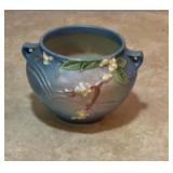 Rosevelle Snowberry Pottery Planter