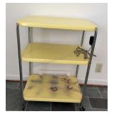 Vintage Metal Utility Cart 15x21x29 inches tall