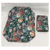 4 double sided place mats 8 napkins