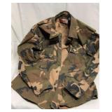 Winchester size medium camo long sleeve shirt