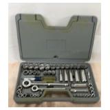 Craftsman 3/8 and 1/4 inch ratchet set