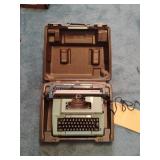 Coronamatic Typewriter in Case