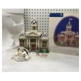 Dept 56 ï¿½Villa Town Hallï¿½