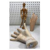 Hands & wooden artist