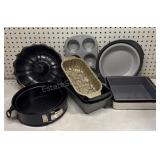 Assorted Baking Pans & Molds