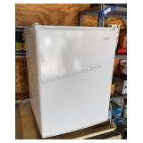 Sanyo Mini Fridge