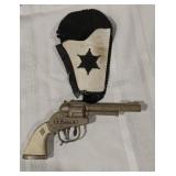 Vintage Pinto Cap/Toy Gun w/Holder