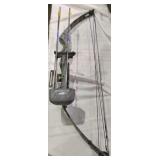 Silver Hawk Bo w/Arrows