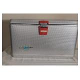 Vintage Skylander Cooler Chest 14x22x13