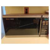 Spacesaver by Tappan Microwave 13x23x13