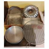 Assorted Bakeware Pans
