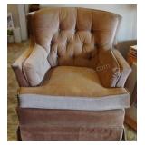 Kroehler Tufted Velvet Chair