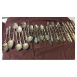 Rogers Bros Deluxe Plate Precious Flatware Set