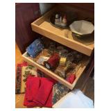 Holiday Table Decor Placemats & Runner