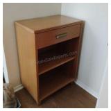 MCM Oakmaster Modern 31x21x13
