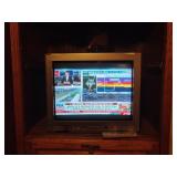 SDTV 20in  Tube  TV w Remote