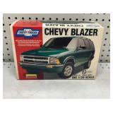 LINDBERG CHEVORLET BLAZER 1:20 Scale Model Kit