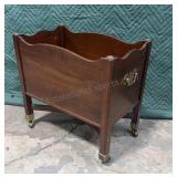 Ethan Allen Newspaper/ Magazine Holder