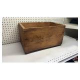 19.5 x 12.5 x 11inch Wooden Apple Crate