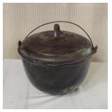 Vintage Wagnerware Sidney Cast Iron Handled