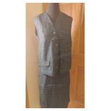 Ladies Vintage Maternity Plaid Outfit