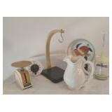 Banana Holder & Assorted Kitchen Wares