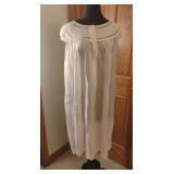 Ladies Vintage Barbizon Nightgown Size M