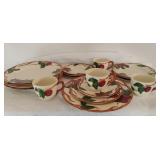 Franciscan USA Dinnerware Service for 4 *