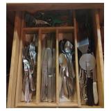 Kitchen Drawer Contents-Assorted Cutlery