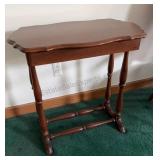 Side Table 18.5x29.5x28.5