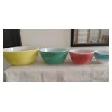 Vintage Pyrex Primary Colored Bowls
