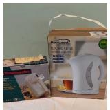 Lot of 2 kitchen appliances new in boxes