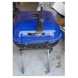 Americana charcoal Grill With Brush