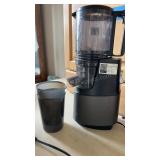 Juicer, Macerating Juicer