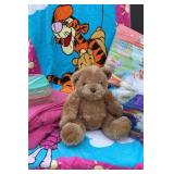 WINNIE THE POOH BEACH TOWEL, Lunch Boxes , Twin