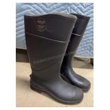 Servus size 10 boots