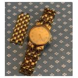Ladies Gucci Watch 3400 L not running