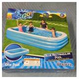 Sealed 10ft long pool