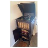 Wonderful Pathï¿½ Crank Phonograph - Working