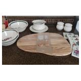 Assorted Kitchen Wares