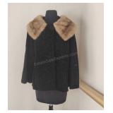 Ladies Vintage 3/4 Sleeve Fur Collar Jacket 26in