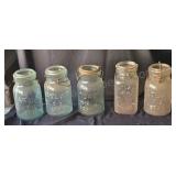 Vintage Atlas 1 quart canning jars. No lids.